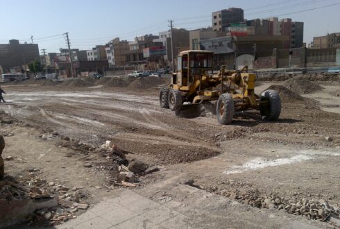 Reconstruction and repair of roads in Andisheh city